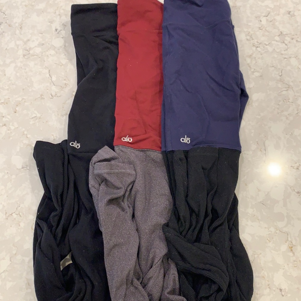 NOT FOR SALE- ALO yoga goddess legging